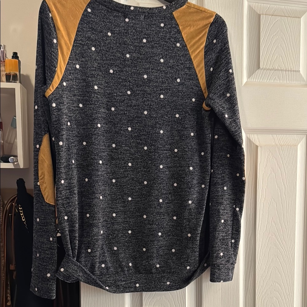12 PM By Mon Ami Textured Knit Top in Gray - Picture 3 of 3